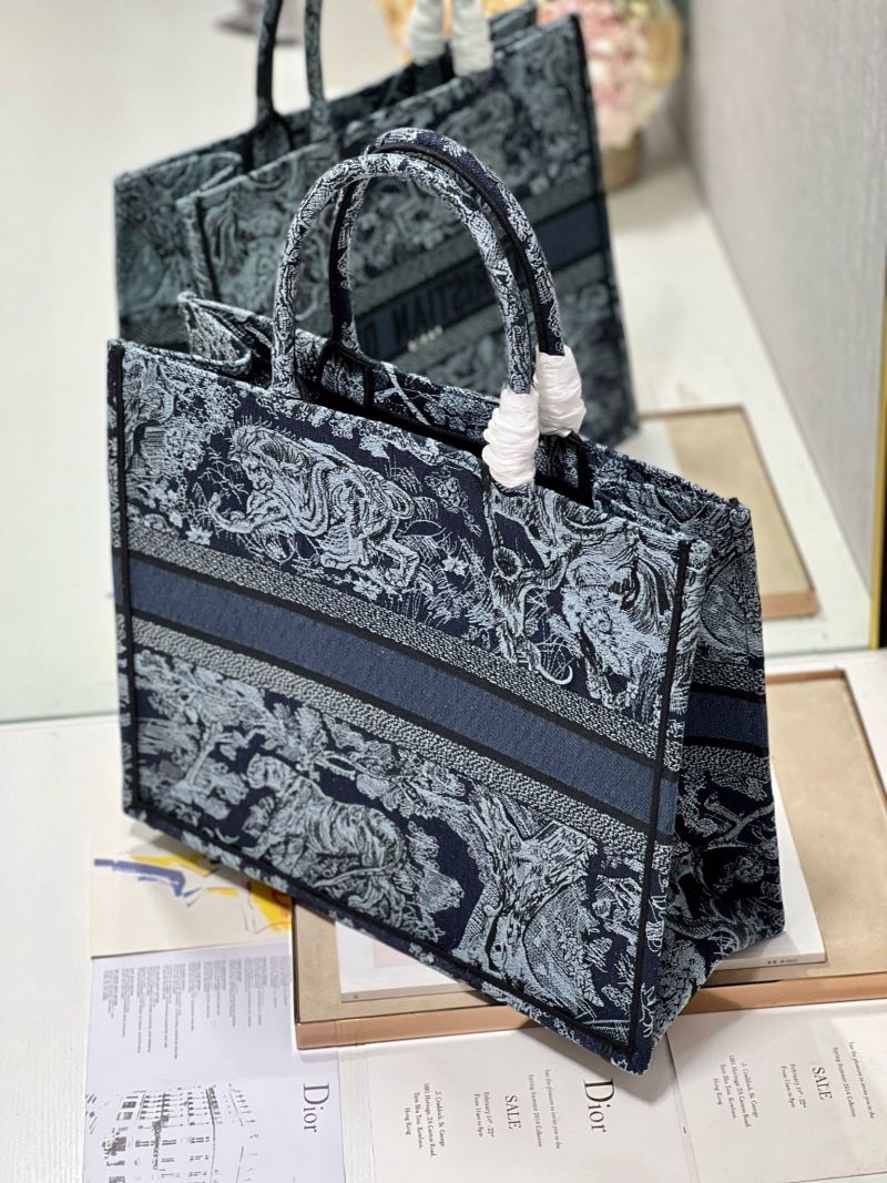 Christian Dior Shopping Bags